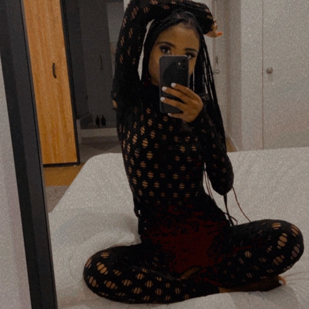 BLACK HOLE SET